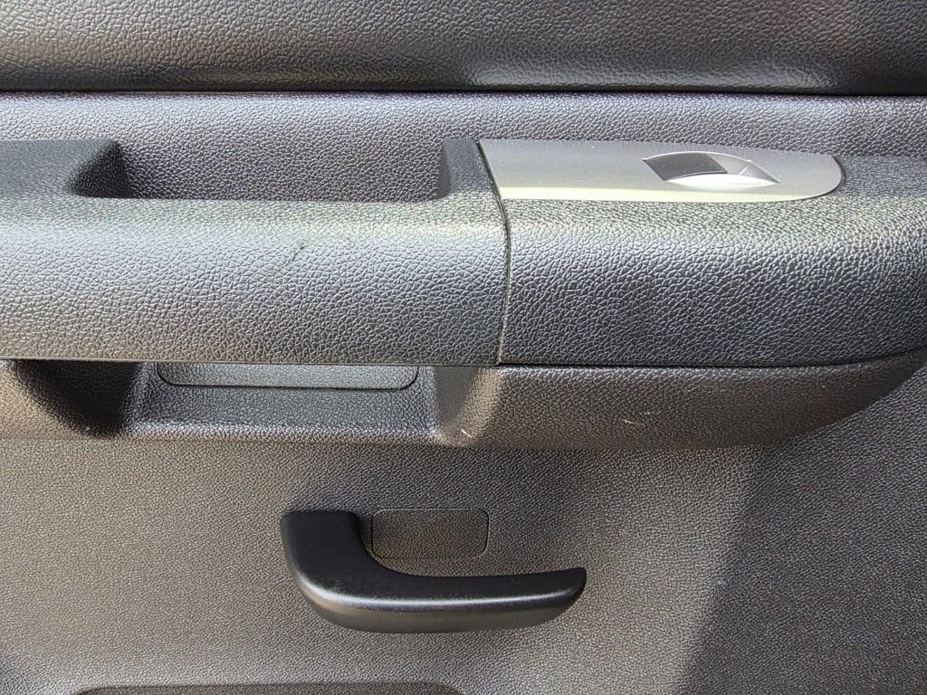 GMC Sierra 1500 4WD Crew Cab 143.5" SLE 2013