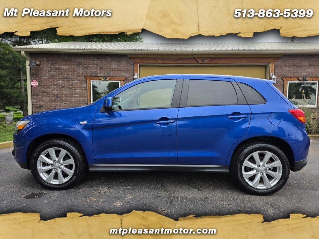 2015 Mitsubishi Outlander Sport 2.4 ES AWC CVT's photo