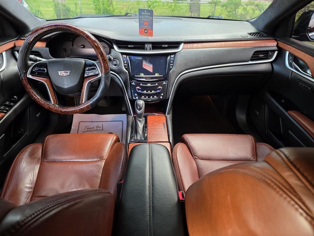 Cadillac XTS 4dr Sdn Luxury Collection FWD 2016