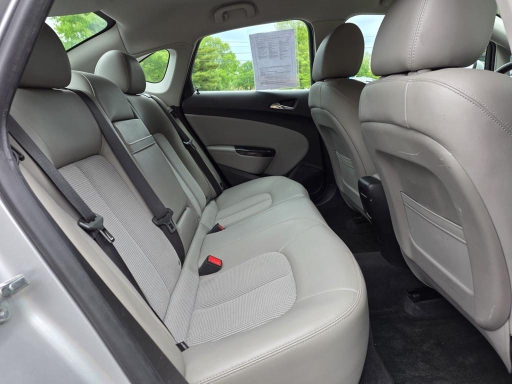 Buick Verano 4dr Sdn Convenience Group 2014
