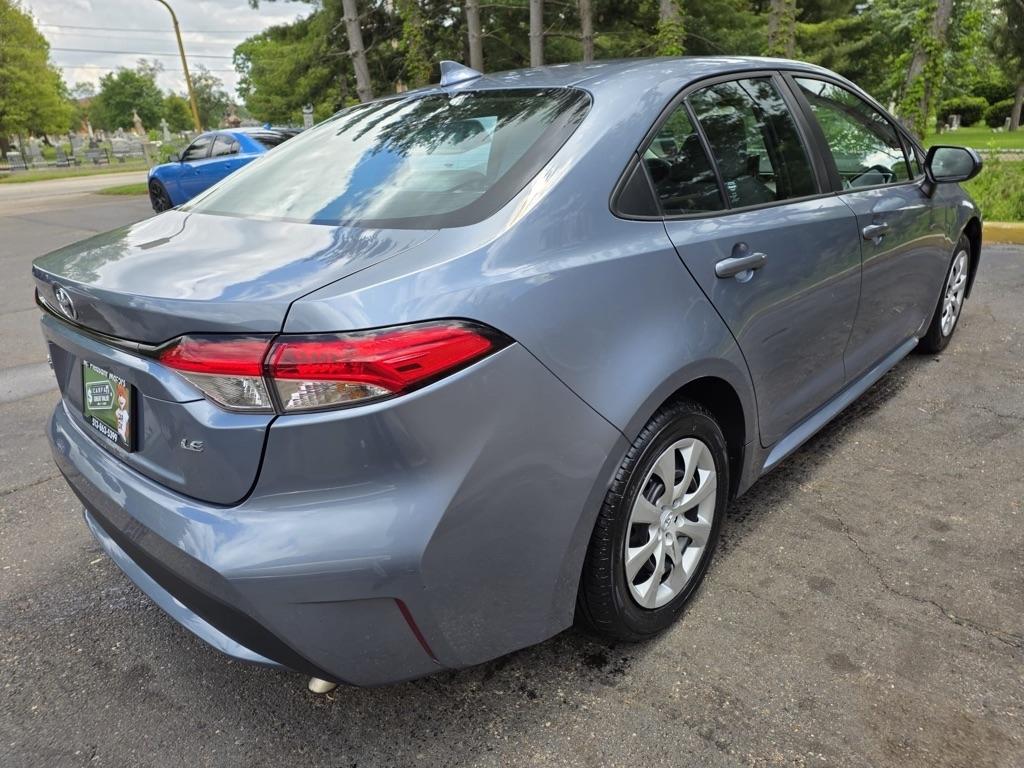 Toyota Corolla LE CVT (Natl) 2022