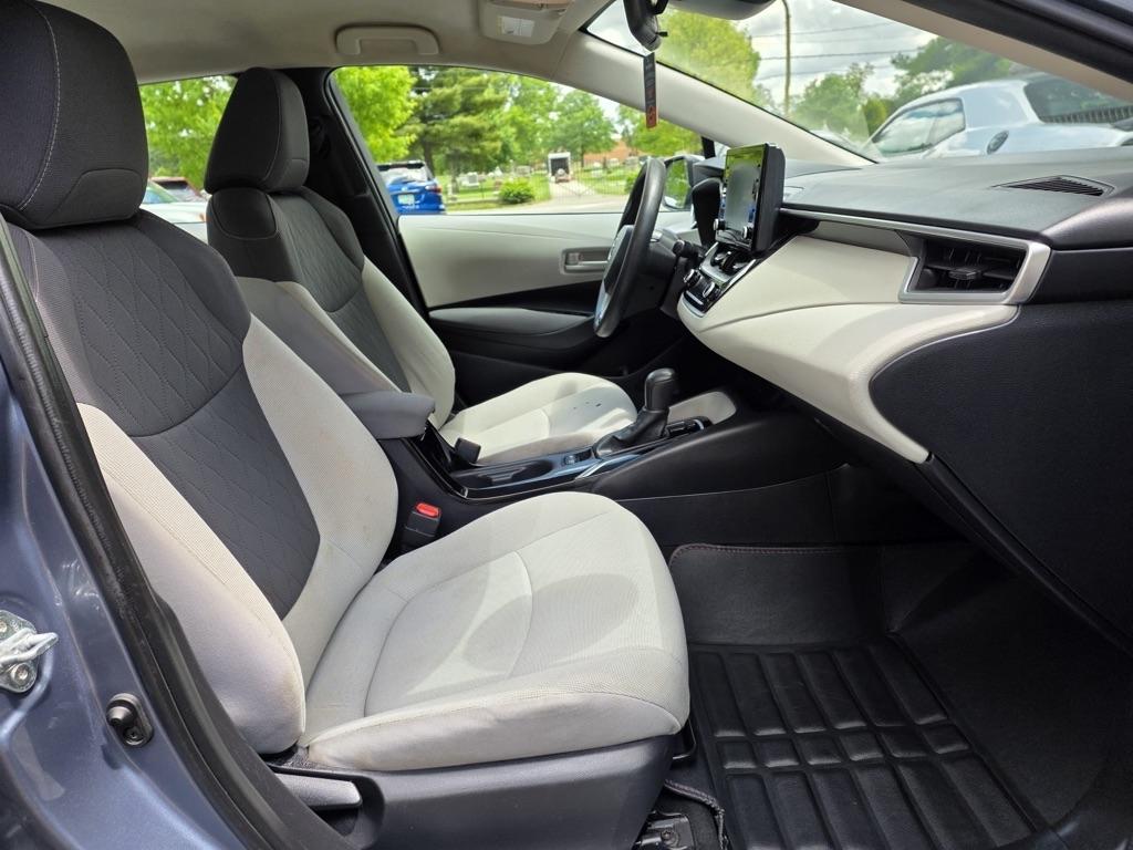 Toyota Corolla LE CVT (Natl) 2022