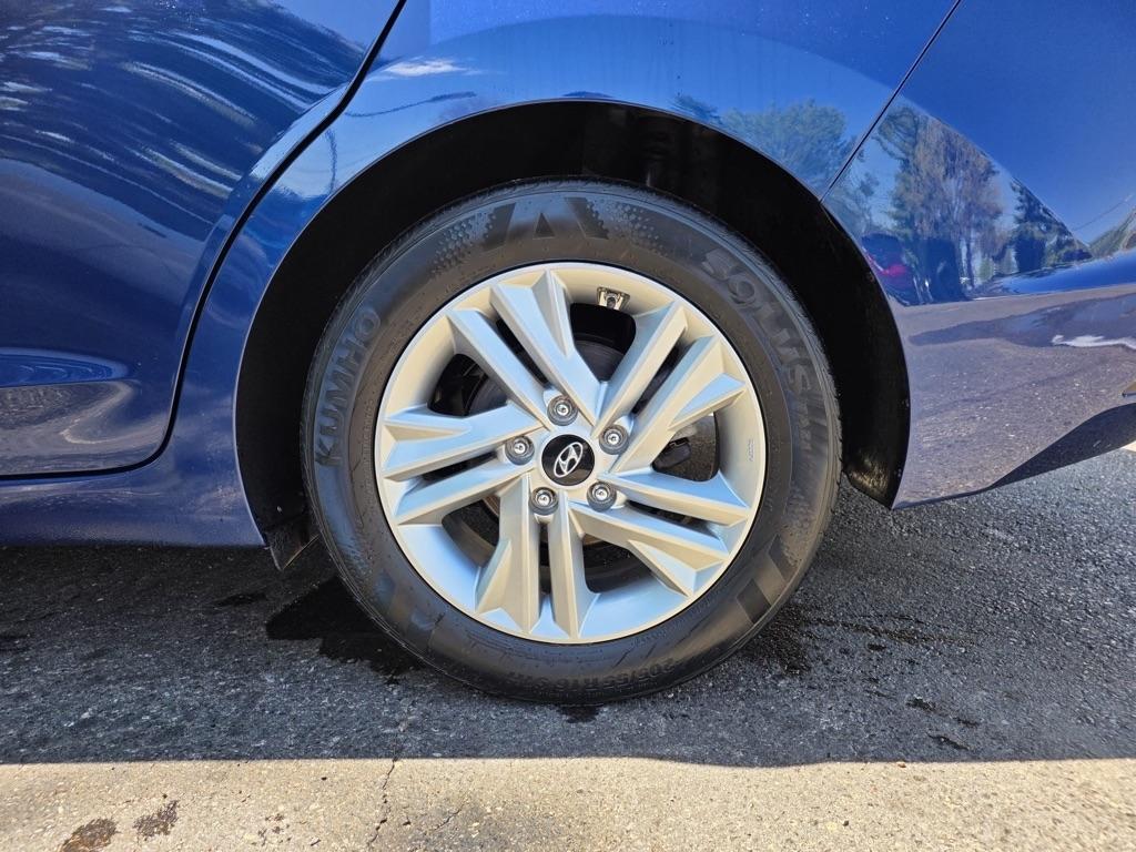 Hyundai Elantra Value Edition IVT 2020