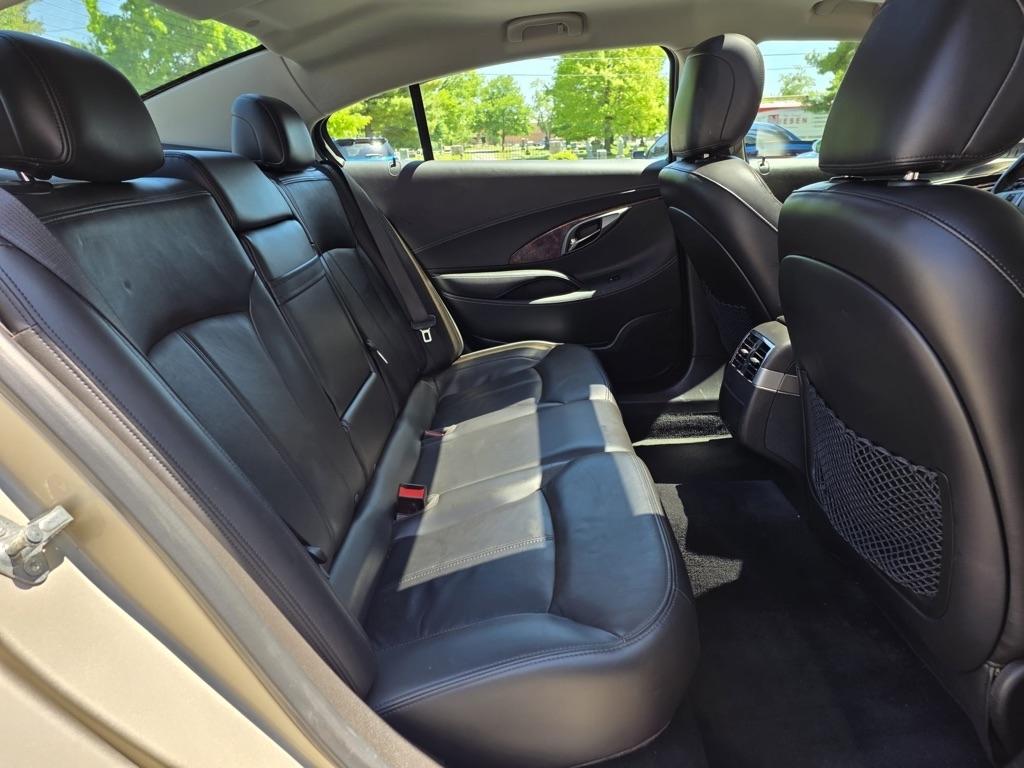 Buick LaCrosse 4dr Sdn Leather FWD 2013