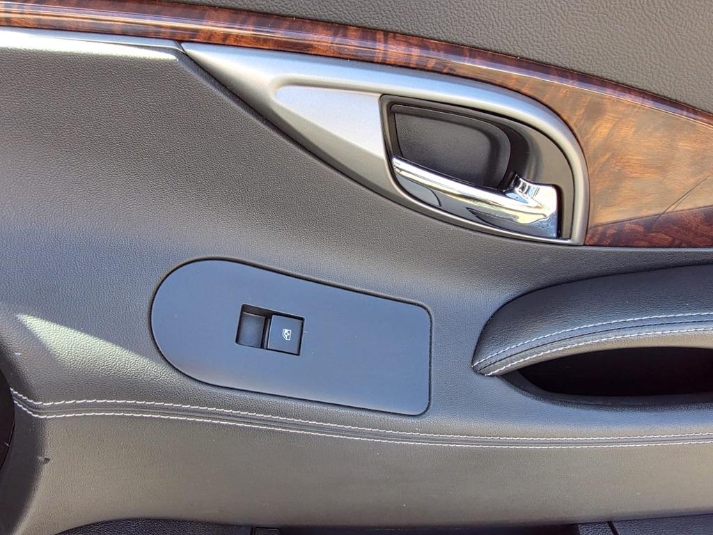 Buick LaCrosse 4dr Sdn Leather FWD 2013