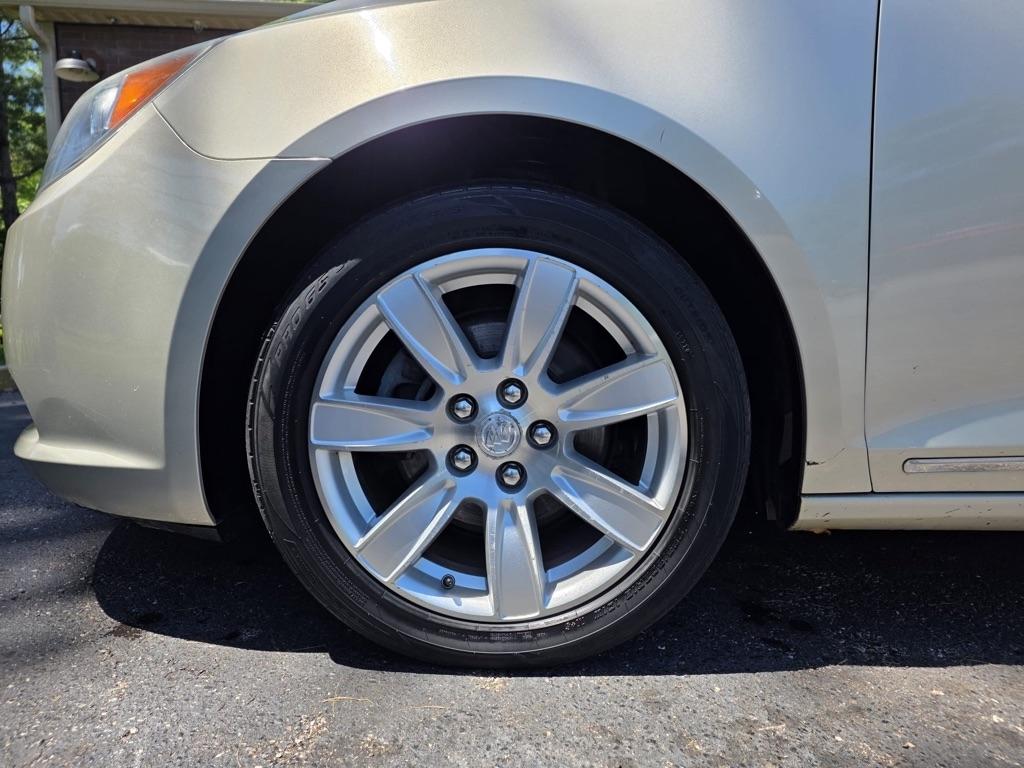 Buick LaCrosse 4dr Sdn Leather FWD 2013