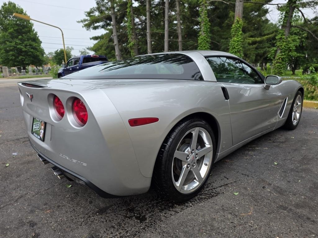 Chevrolet Corvette 2dr Cpe 2006