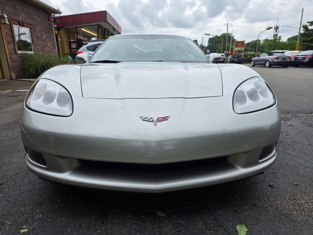 Chevrolet Corvette 2dr Cpe 2006