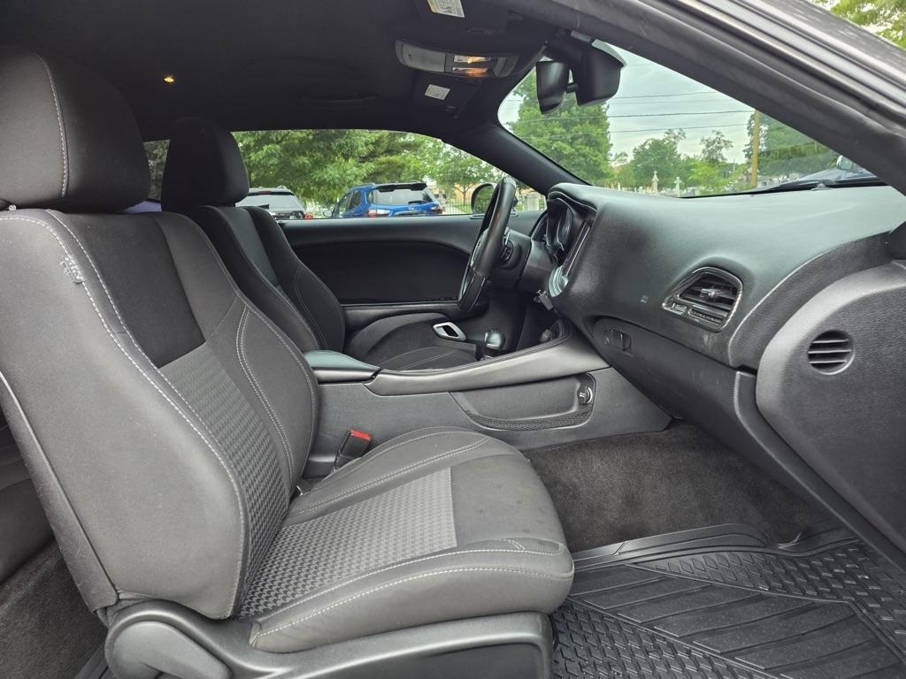 Dodge Challenger 2dr Cpe R/T 2015