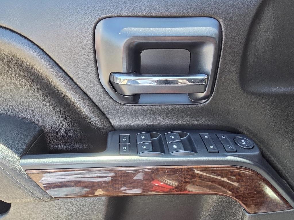 GMC Sierra 1500 4WD Crew Cab 143.5" SLE 2014