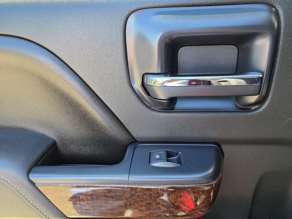 GMC Sierra 1500 4WD Crew Cab 143.5" SLE 2014