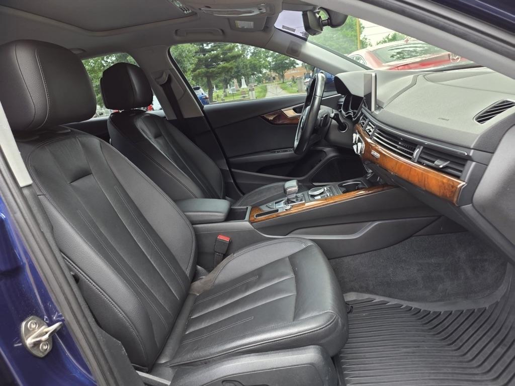 Audi A4 2.0 TFSI Auto Premium Plus quattro AWD 2017