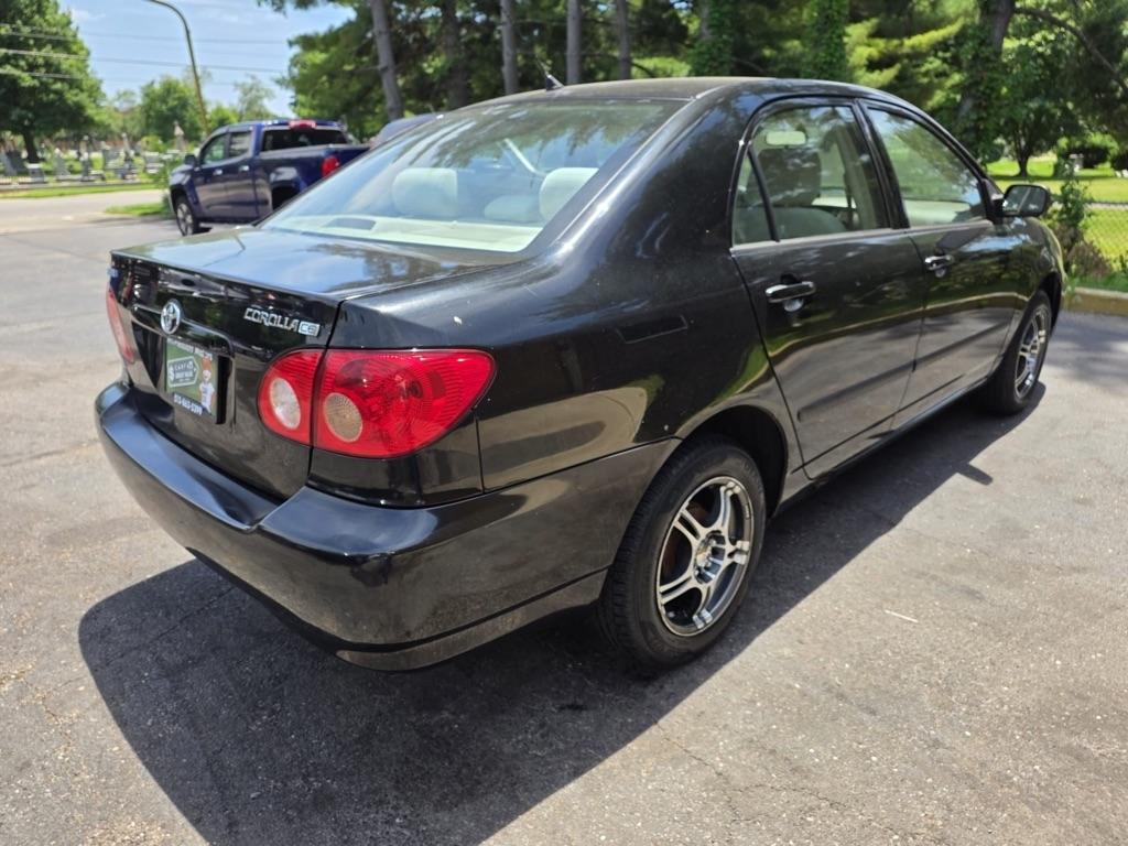 Toyota Corolla 4dr Sdn Man CE (Natl) 2008