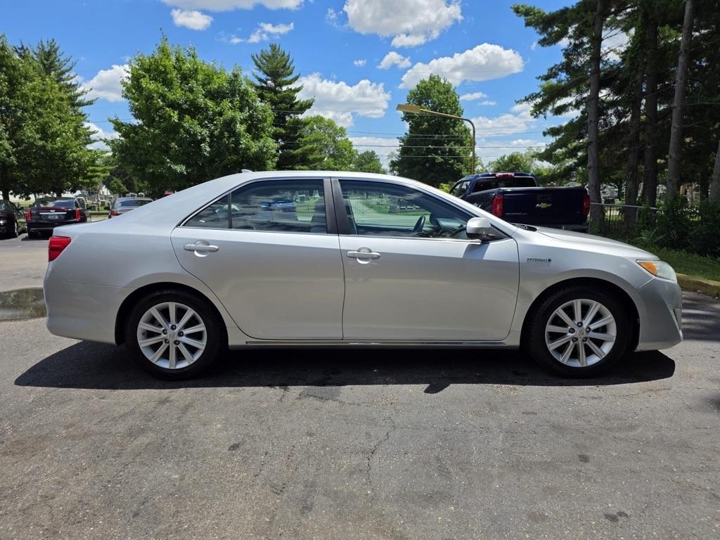 Toyota Camry Hybrid 4dr Sdn XLE (Natl) 2012