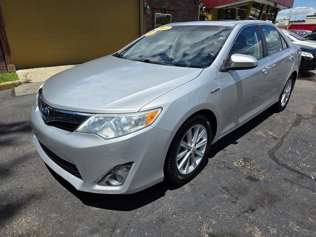 Toyota Camry Hybrid 4dr Sdn XLE (Natl) 2012