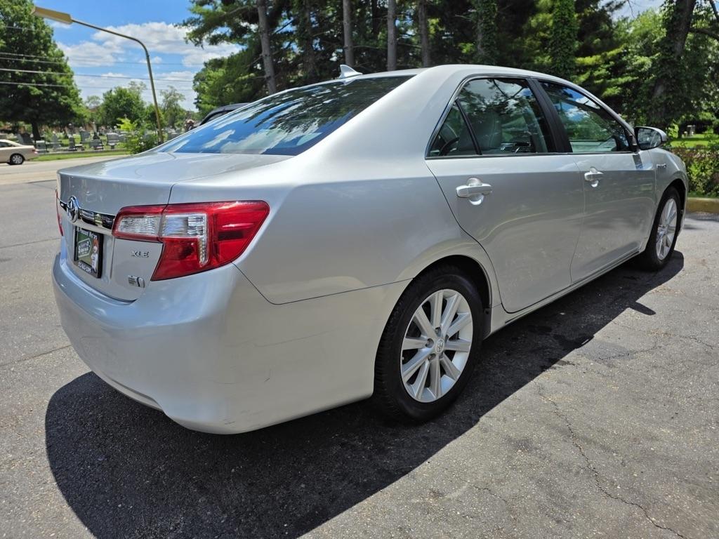 Toyota Camry Hybrid 4dr Sdn XLE (Natl) 2012