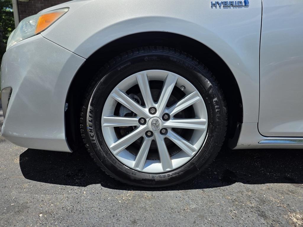 Toyota Camry Hybrid 4dr Sdn XLE (Natl) 2012