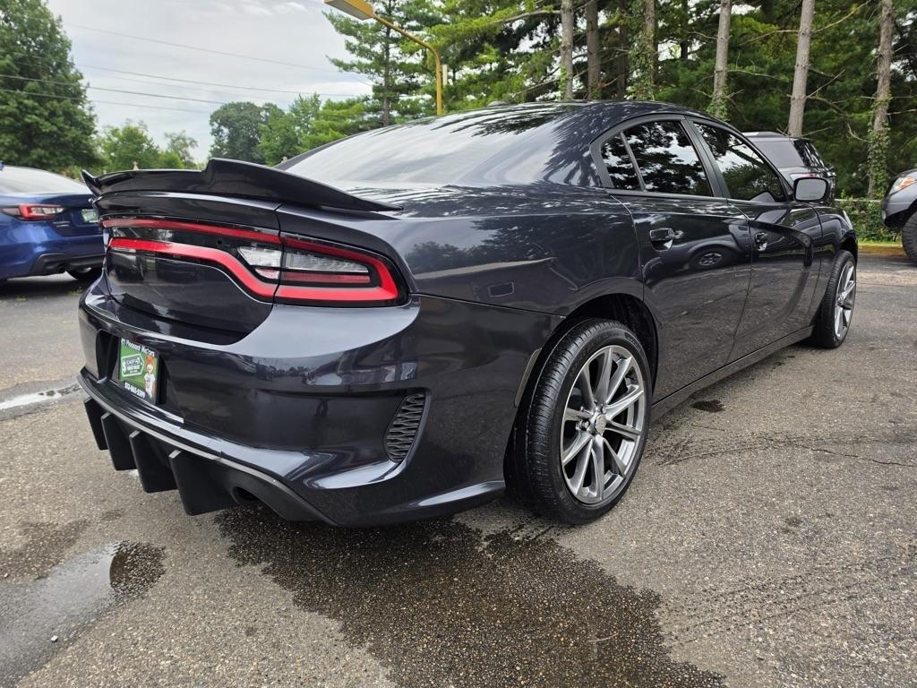 Dodge Charger 4dr Sdn SE RWD 2016