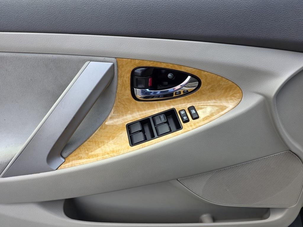 Toyota Camry 4dr Sdn XLE Auto 2007