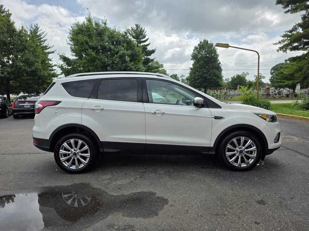 Ford Escape Titanium FWD 2017