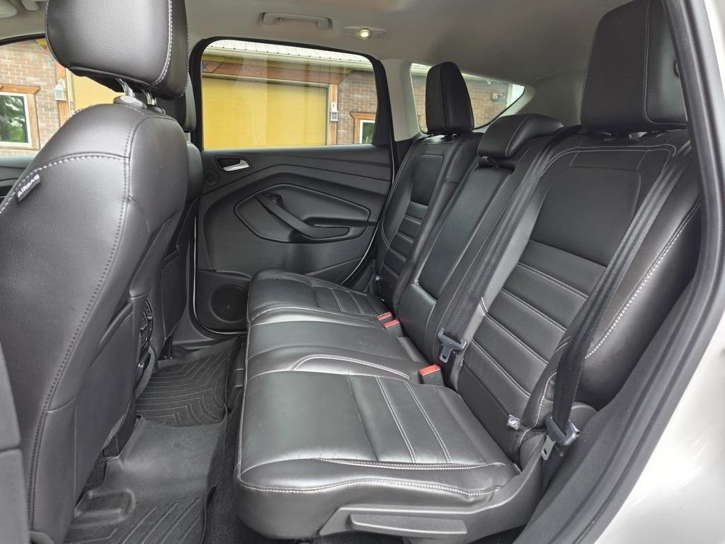 Ford Escape Titanium FWD 2017