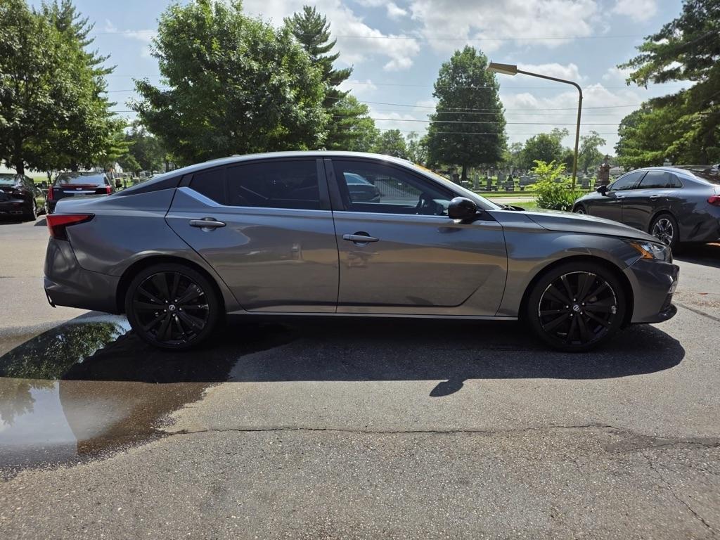 Nissan Altima 2.5 SR Sedan 2020
