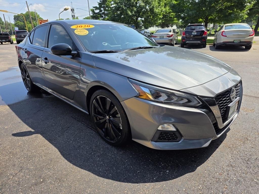 Nissan Altima 2.5 SR Sedan 2020