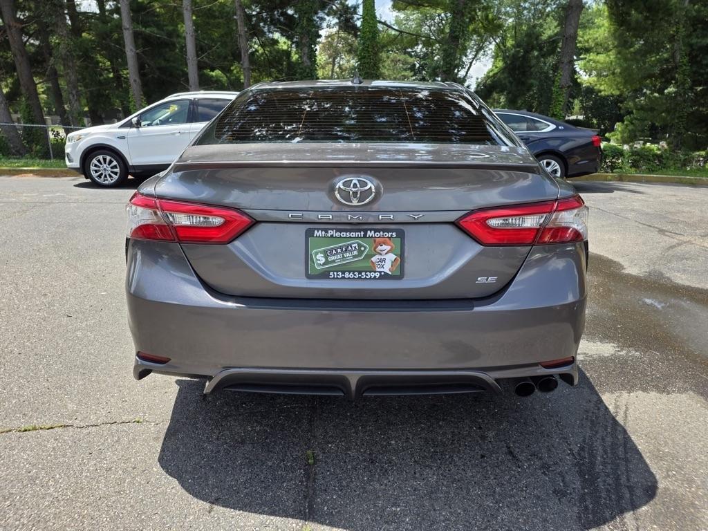 Toyota Camry LE Auto (Natl) 2018