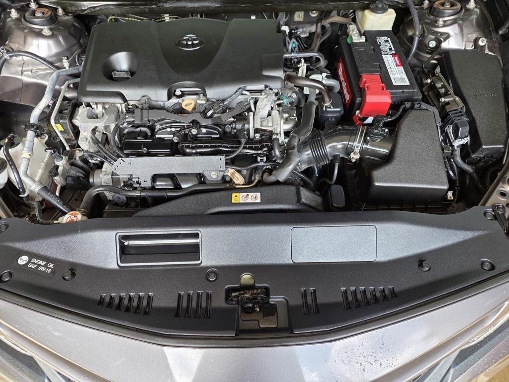 Toyota Camry LE Auto (Natl) 2018