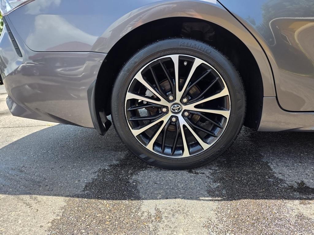 Toyota Camry LE Auto (Natl) 2018