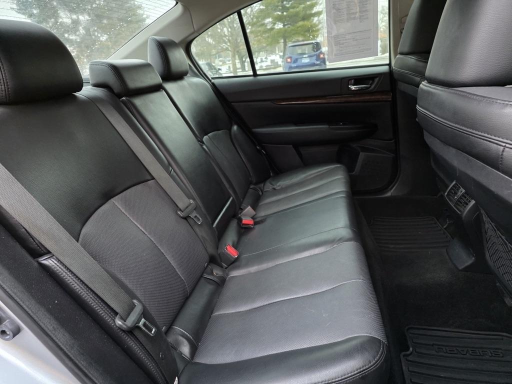 Subaru Legacy 4dr Sdn H4 Auto 2.5i Limited 2014