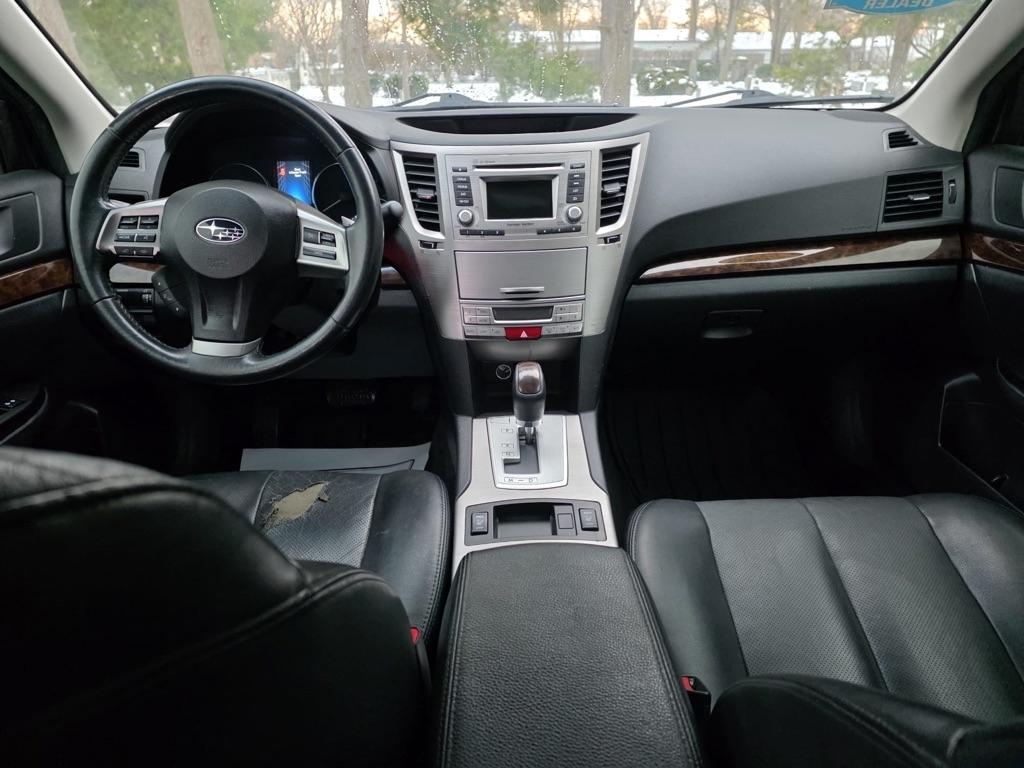 Subaru Legacy 4dr Sdn H4 Auto 2.5i Limited 2014