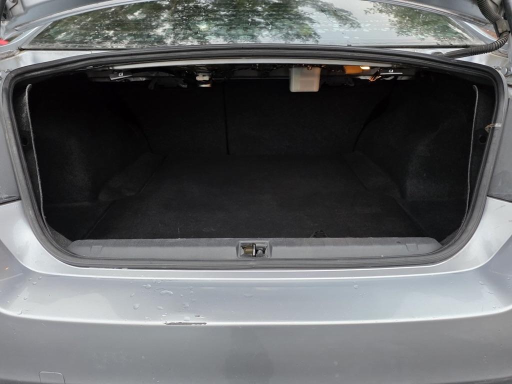 Subaru Legacy 4dr Sdn H4 Auto 2.5i Limited 2014