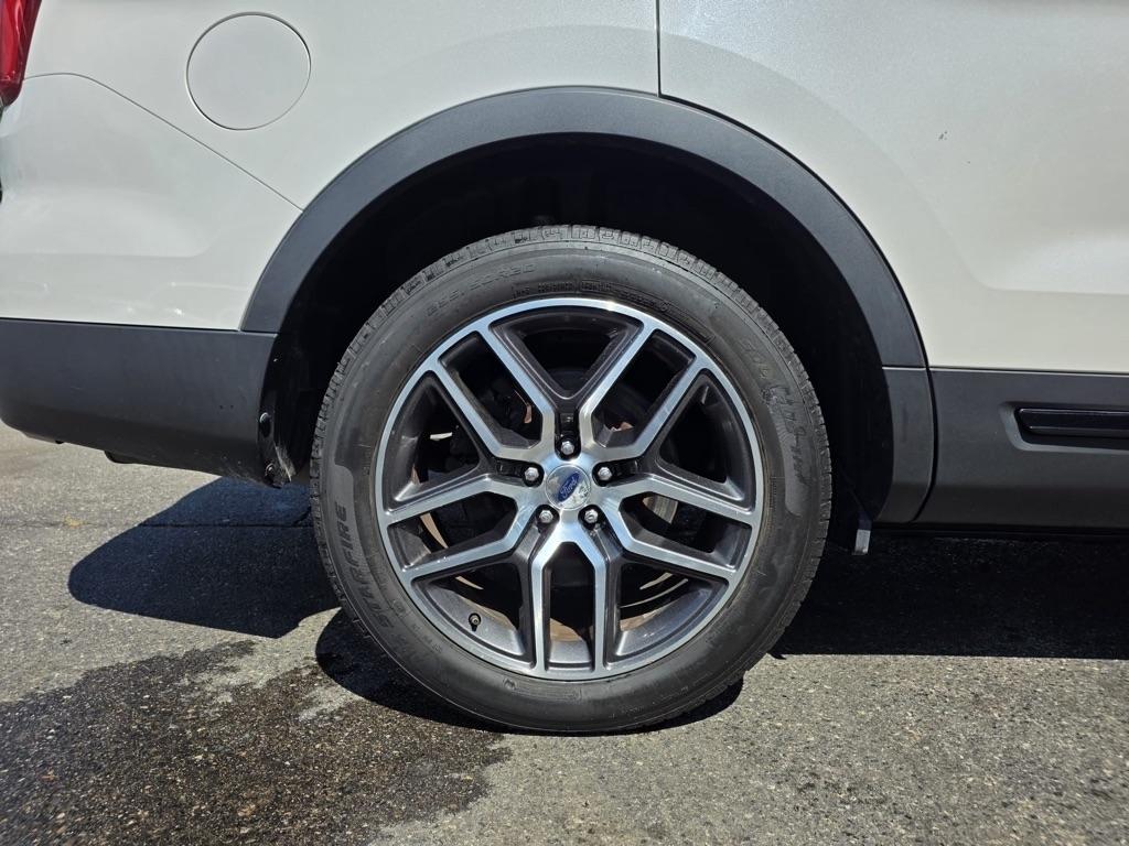 Ford Explorer 4WD 4dr Sport 2016