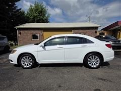 2013 Chrysler 200 