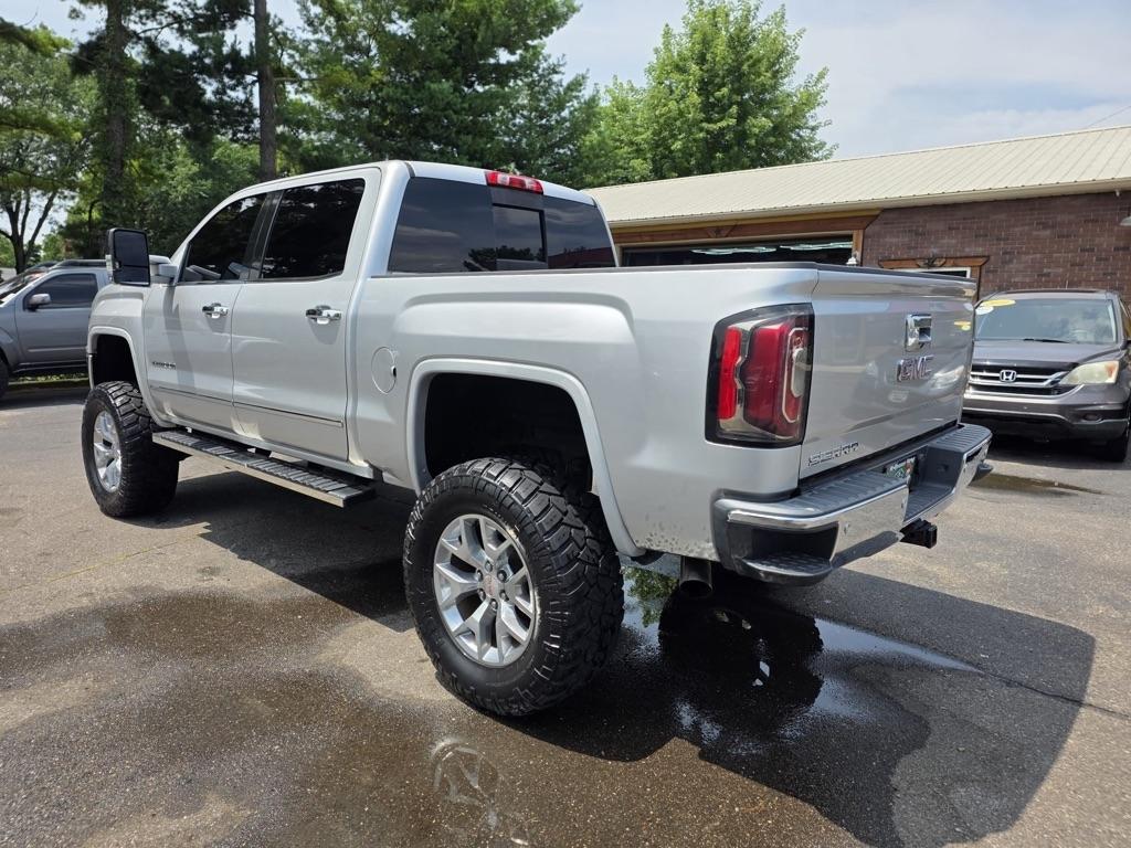 GMC Sierra 1500 4WD Crew Cab 143.5" SLT 2018