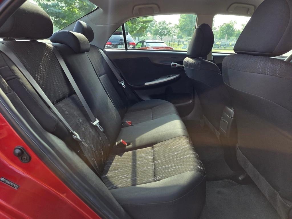 Toyota Corolla S 4D Sedan 2011