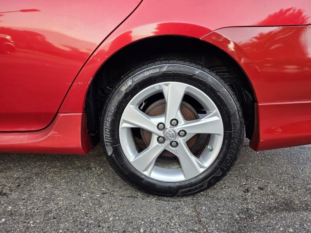 Toyota Corolla S 4D Sedan 2011