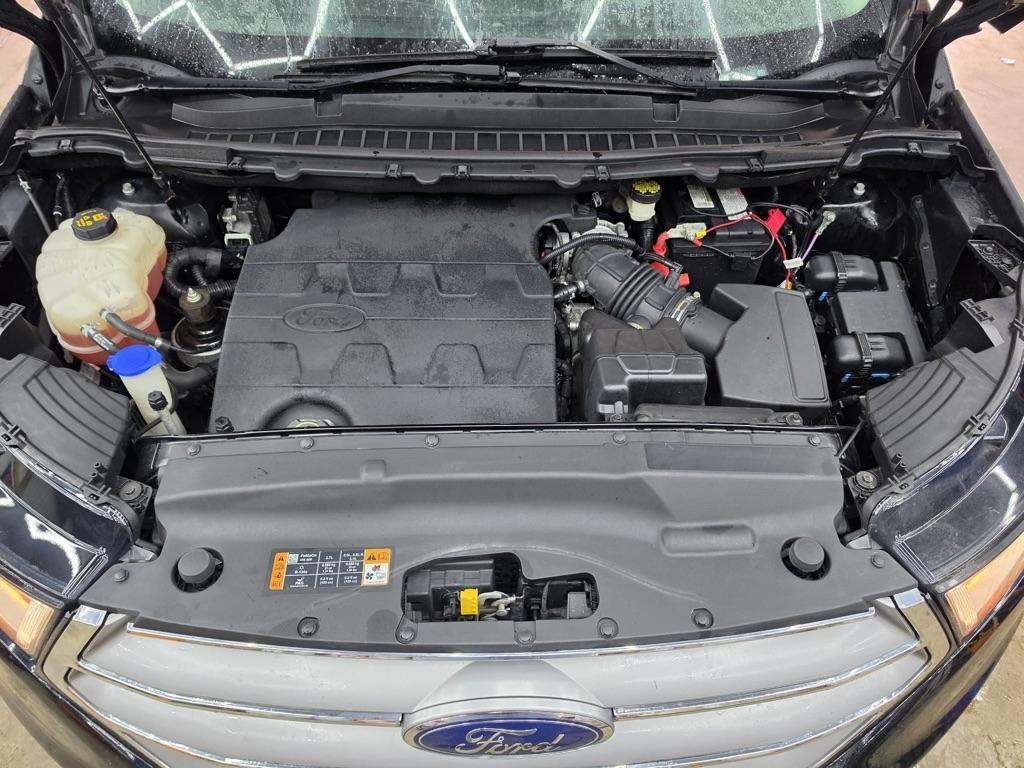 Ford Edge 4dr Titanium AWD 2016