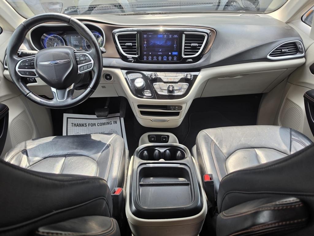 Chrysler Pacifica Touring-L FWD 2017