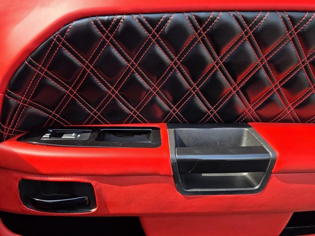 Dodge Challenger 2dr Cpe R/T 2013