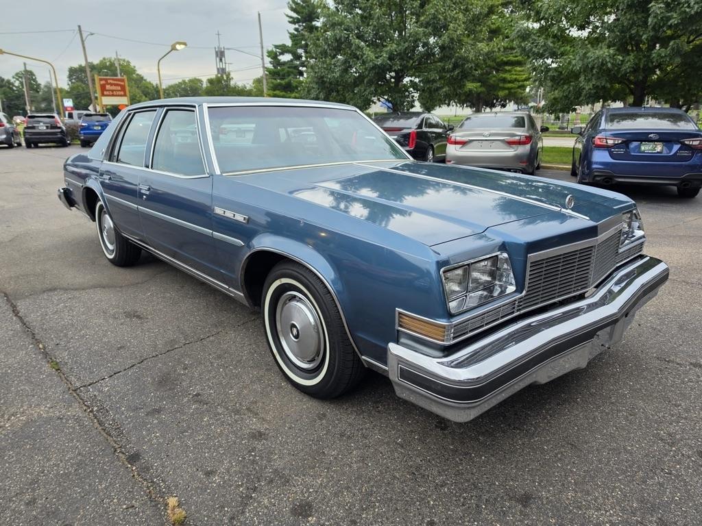 Buick LeSabre Custom 4D Sedan 1977