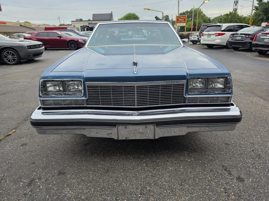 Buick LeSabre Custom 4D Sedan 1977