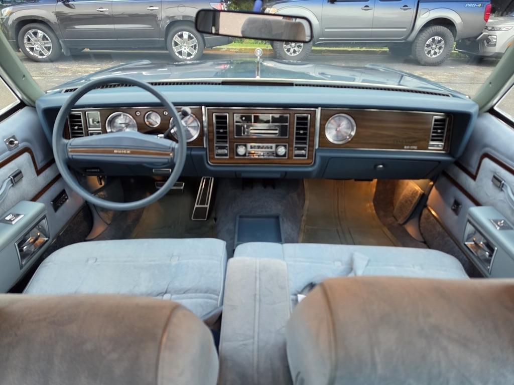 Buick LeSabre Custom 4D Sedan 1977