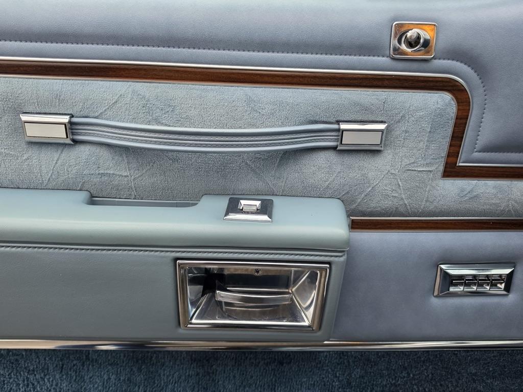 Buick LeSabre Custom 4D Sedan 1977