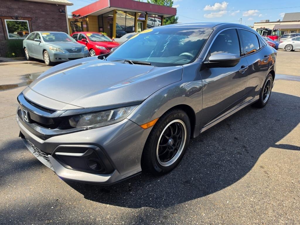 Honda Civic Hatchback LX CVT 2021