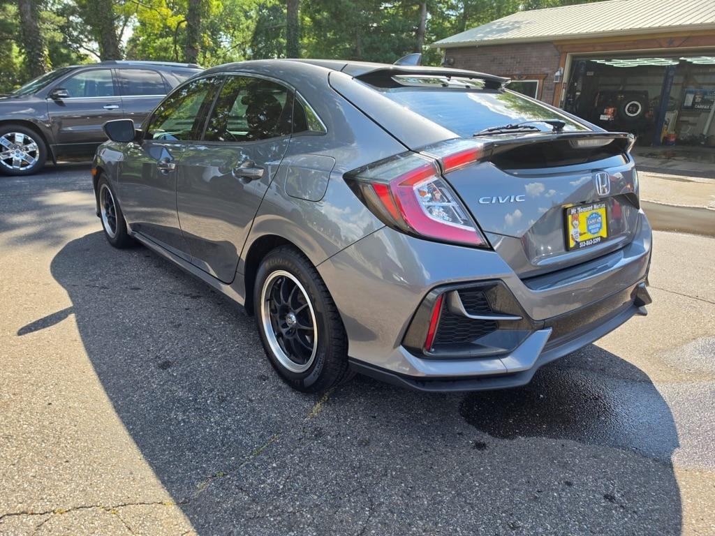 Honda Civic Hatchback LX CVT 2021