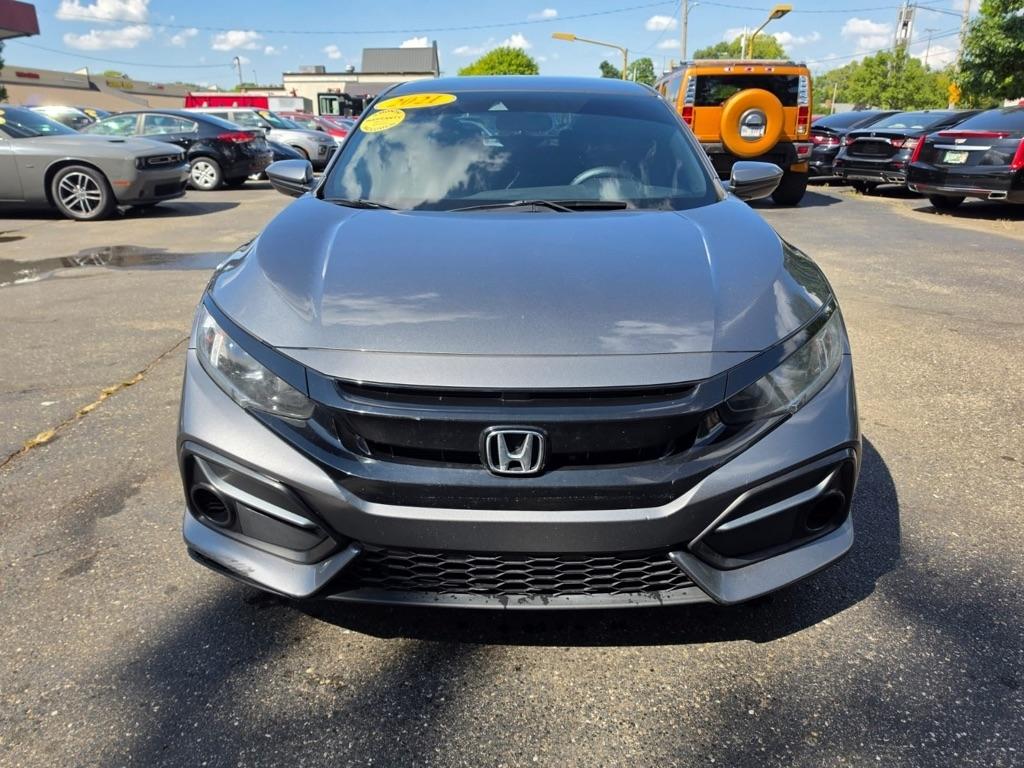 Honda Civic Hatchback LX CVT 2021