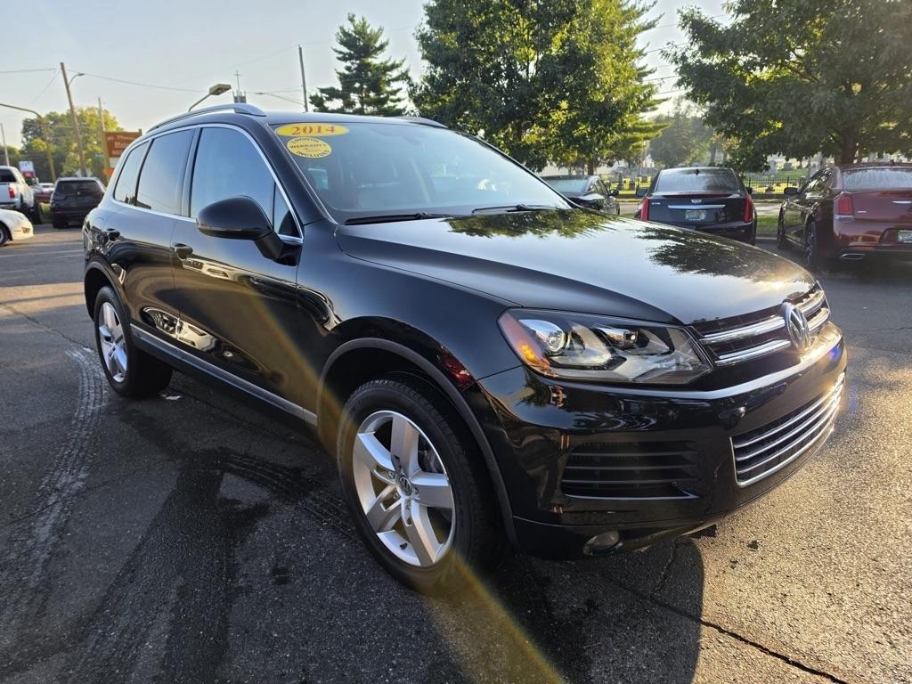 Volkswagen Touareg 4dr TDI Sport w/Nav 2014