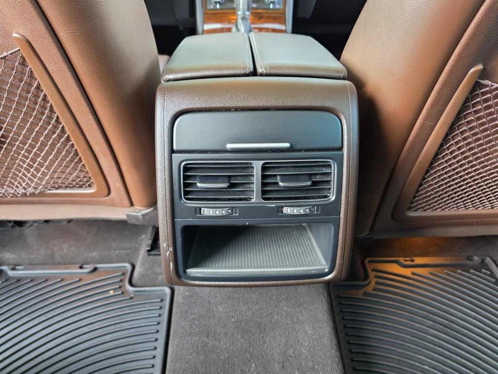 Volkswagen Touareg 4dr TDI Sport w/Nav 2014